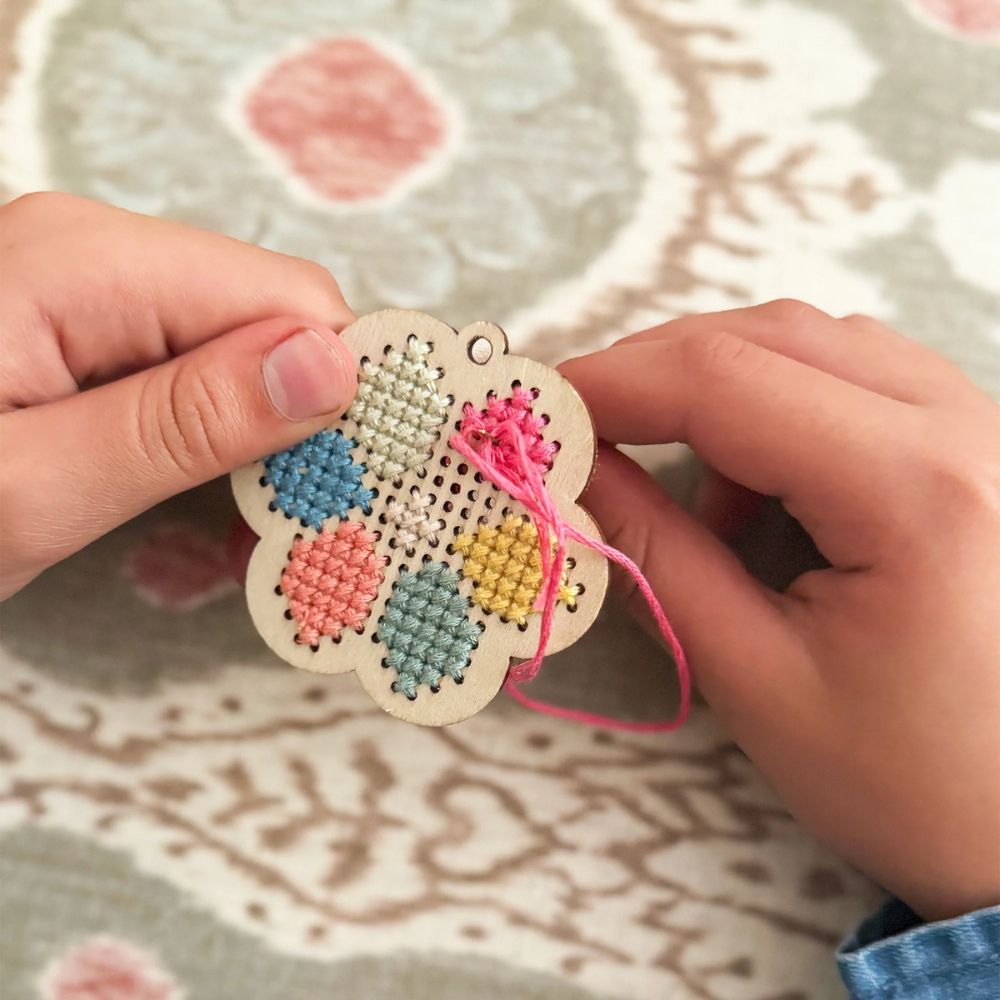Cotton Twist - Make your own Flower Cross Stitch Keyring