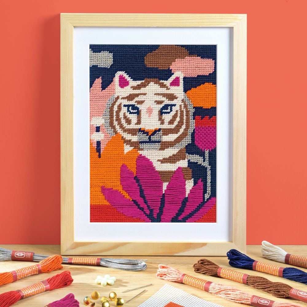 Djeco Atelier Grands Augustins - Workshop 64 Canvas Needlepoint GA10064