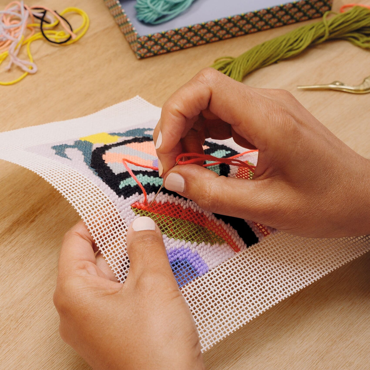 Djeco Atelier Grands Augustins - Workshop 66, Needlepoint GA10066