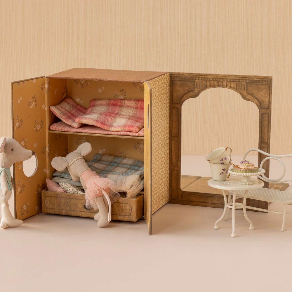 Ballet Mice in a Dance Studio - Maileg Dance Mouse Studio 17-5105-00
