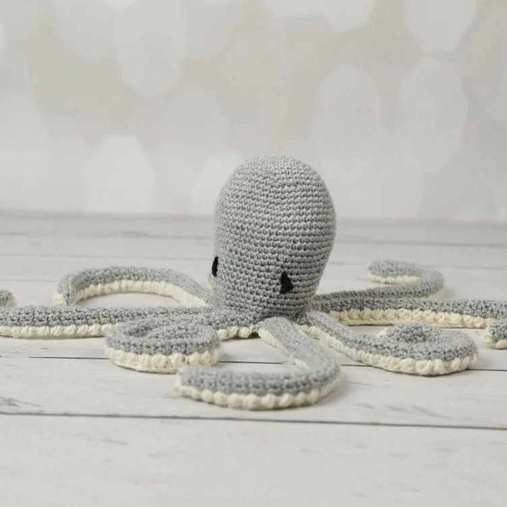 Rosie Octopus - Intermediate Crochet Kit Wool Couture