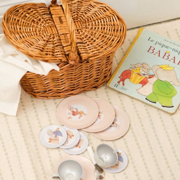 Tin Tea Set In A Wicker Basket - Gifts For Kids 3 Yrs+